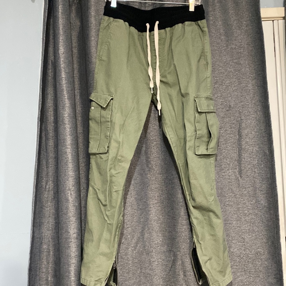 Men’s cargo pants